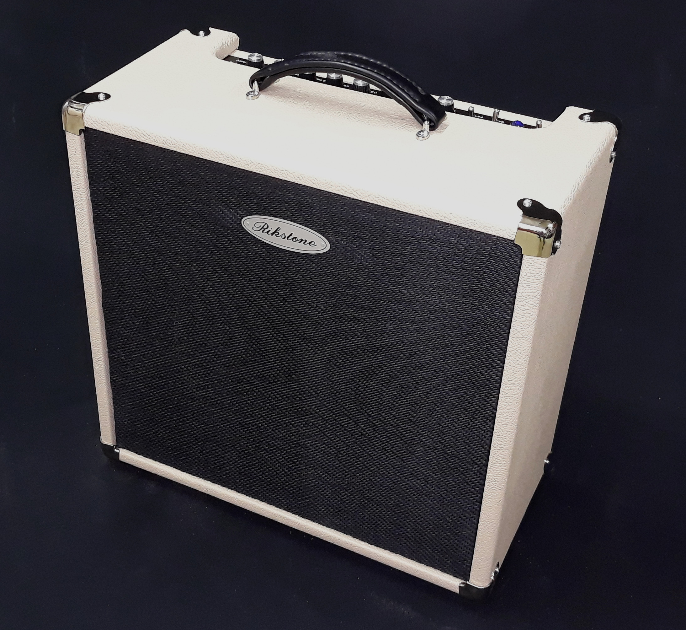 RikstoneC6bcFront2